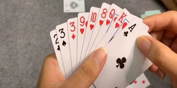 Chặn bài như thế nào để không bị đối thủ qua mặt khi họ có thế bài đẹp?